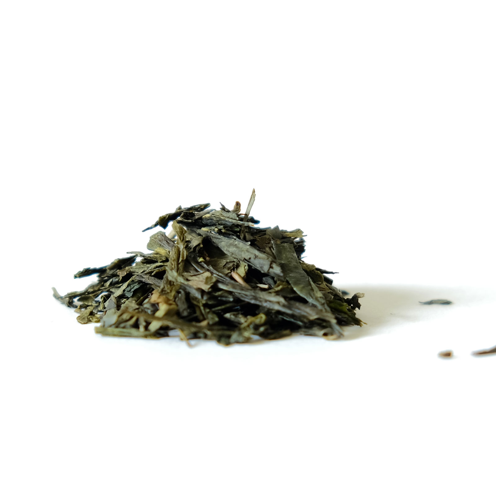 Feuilles de thé Sencha et arômes naturels de cerises